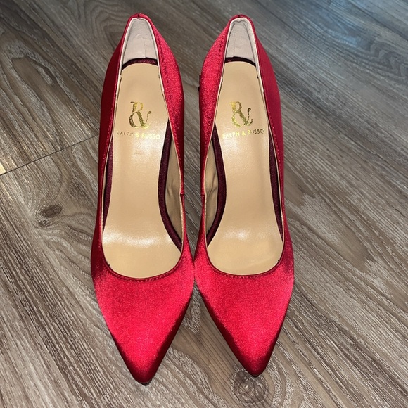 Ralph and Russo wine red, heels. Gold metal plated design - Picture 3 of 4